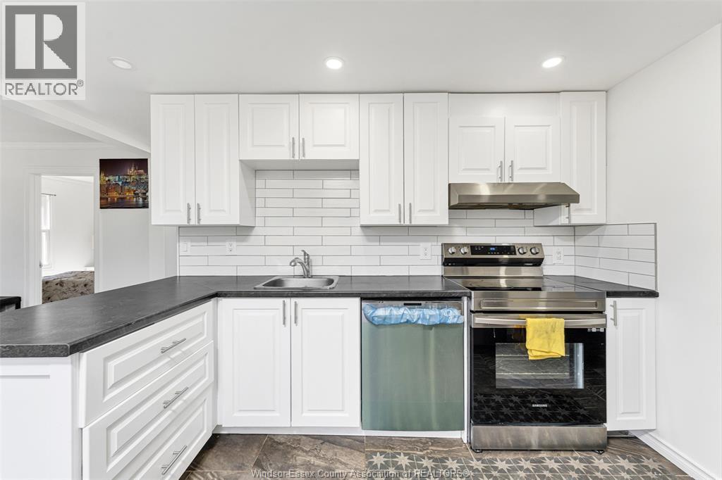 3456 RIBERDY, Windsor, Ontario, N8W3V6 — Photo 12