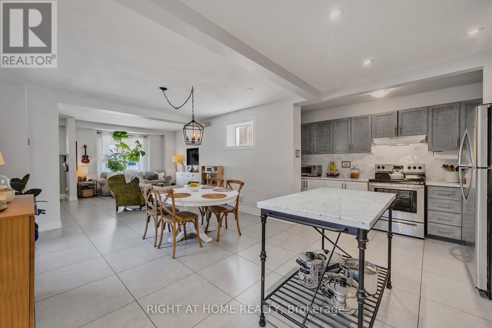 71 ROBINS AVENUE, Hamilton (Crown Point), Ontario, L8H4N3 — Photo 10