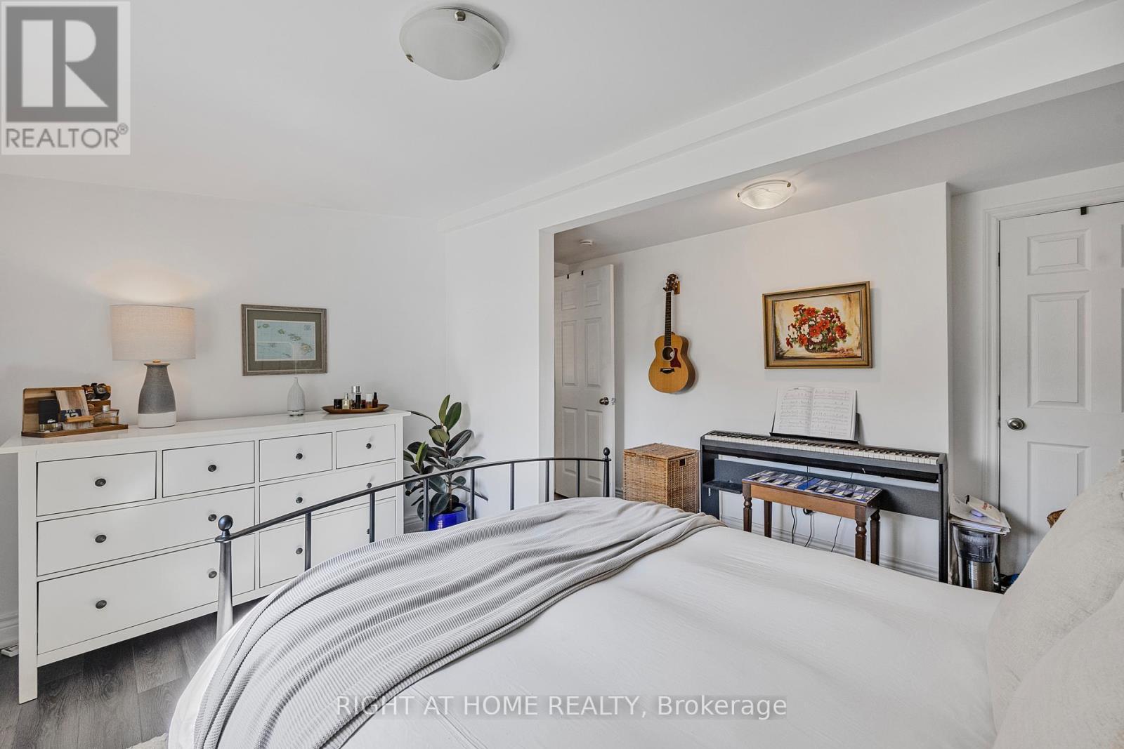 71 ROBINS AVENUE, Hamilton (Crown Point), Ontario, L8H4N3 — Photo 14