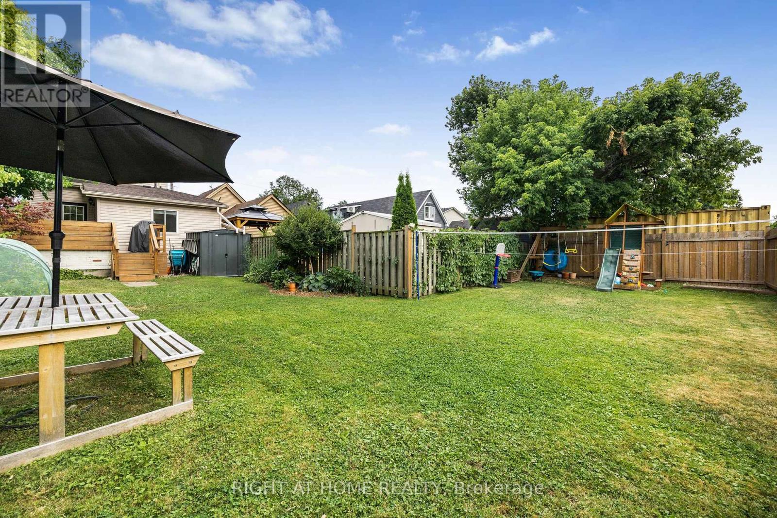 71 ROBINS AVENUE, Hamilton (Crown Point), Ontario, L8H4N3 — Photo 27