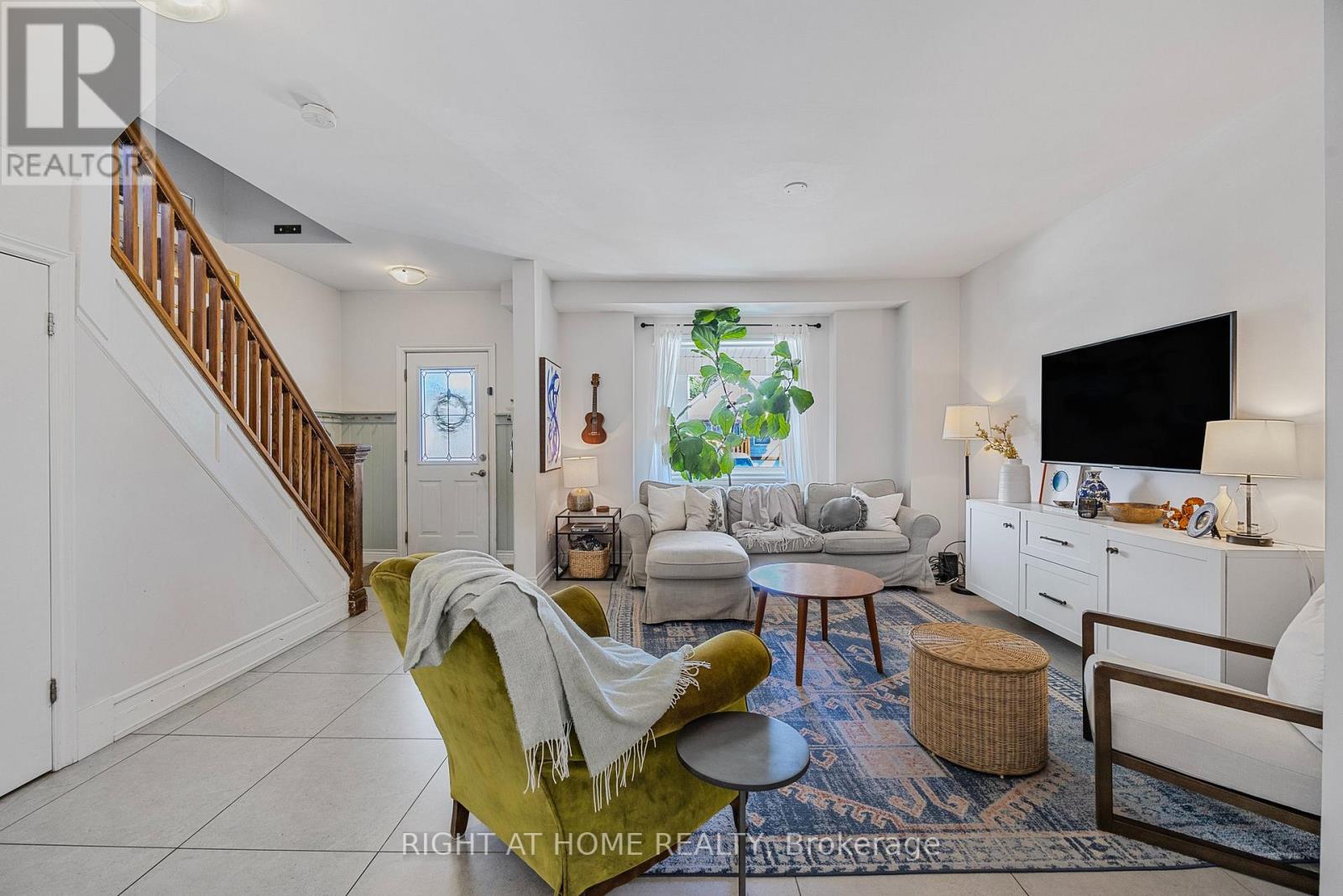 71 ROBINS AVENUE, Hamilton (Crown Point), Ontario, L8H4N3 — Photo 6