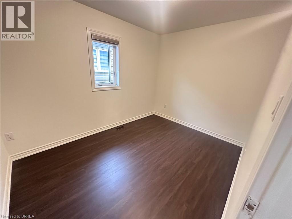 48 WAKELING Drive, Brantford, Ontario, N3T5L8 — Photo 22