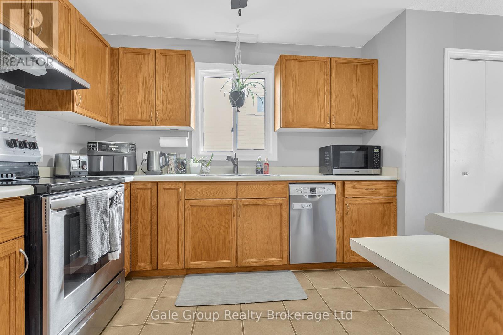 1132 PEARSON DRIVE, Woodstock (Woodstock - North), Ontario, N4S8V2 — Photo 7