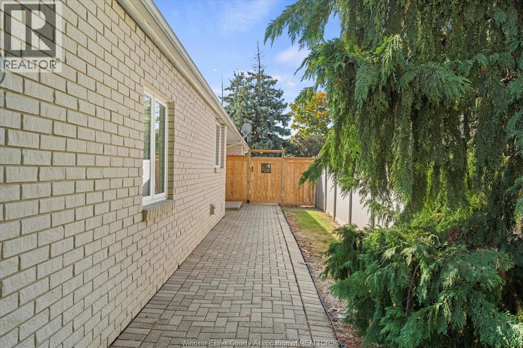 1467 GUILDWOOD CRESCENT, LaSalle, Ontario, N9H2B3 — Photo 31