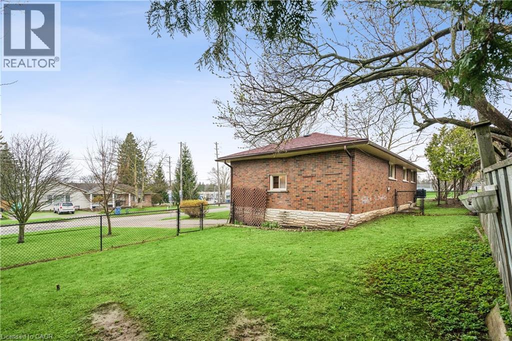 23 KNIGHTSWOOD Boulevard, Guelph, Ontario, N1E3W3 — Photo 27