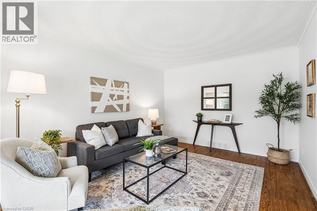 23 KNIGHTSWOOD Boulevard, Guelph, Ontario, N1E3W3 — Photo 8