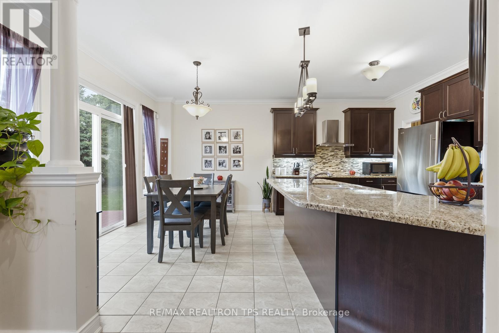 555 KINGSFIELD LOOP, Oshawa (Samac), Ontario, L1K0H8 — Photo 18