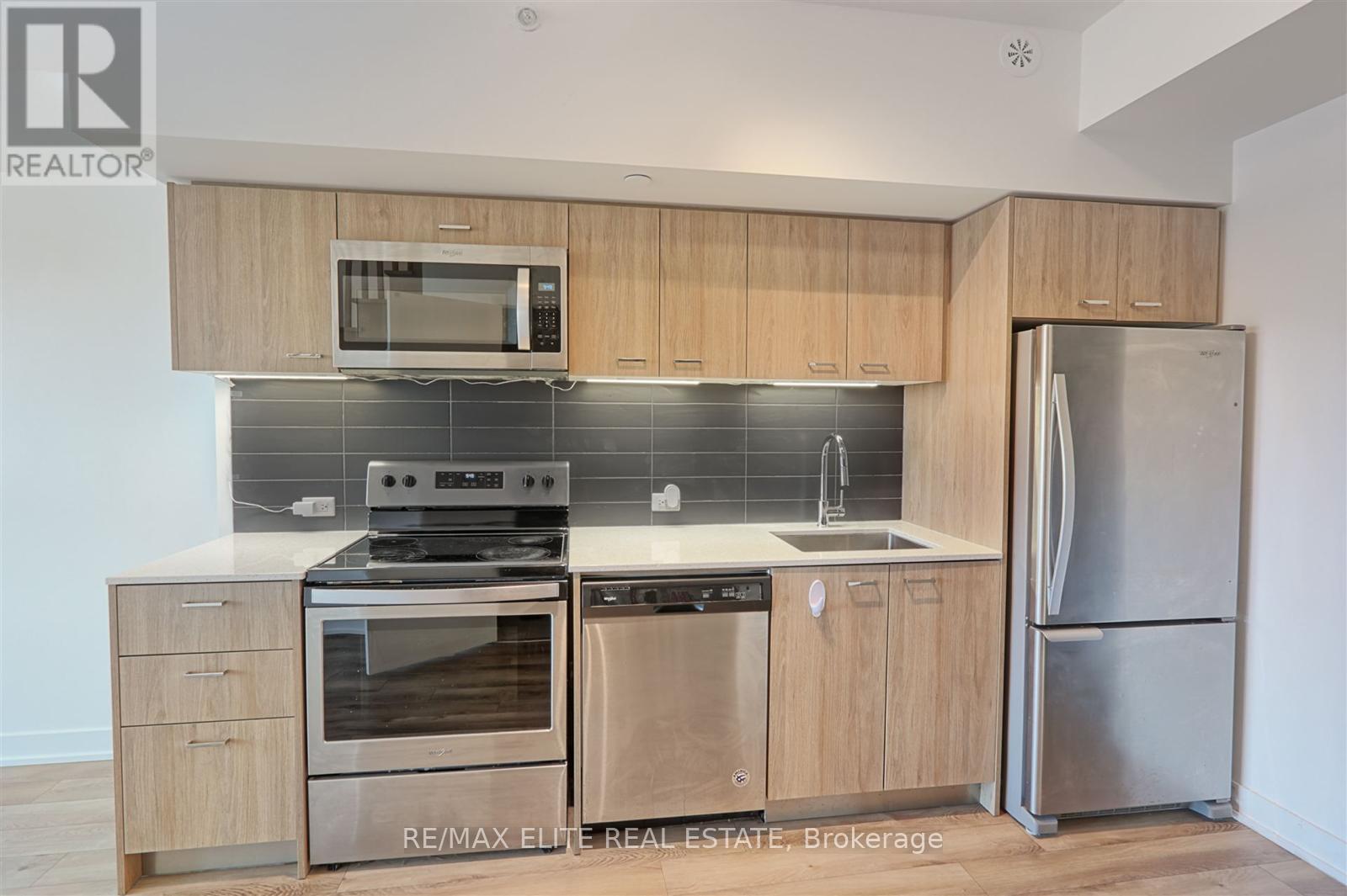 309 - 2100 BRIDLETOWNE CIRCLE, Toronto (L'Amoreaux), Ontario, M1W0A6 — Photo 4