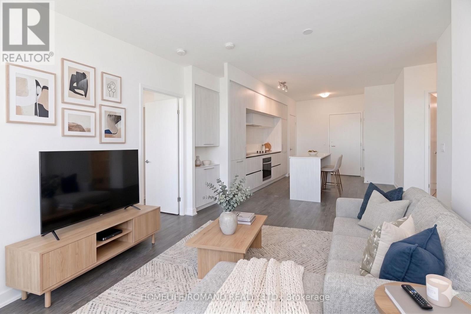 806 - 6 DAVID EYER ROAD, Richmond Hill, Ontario, L4S1M4 — Photo 5