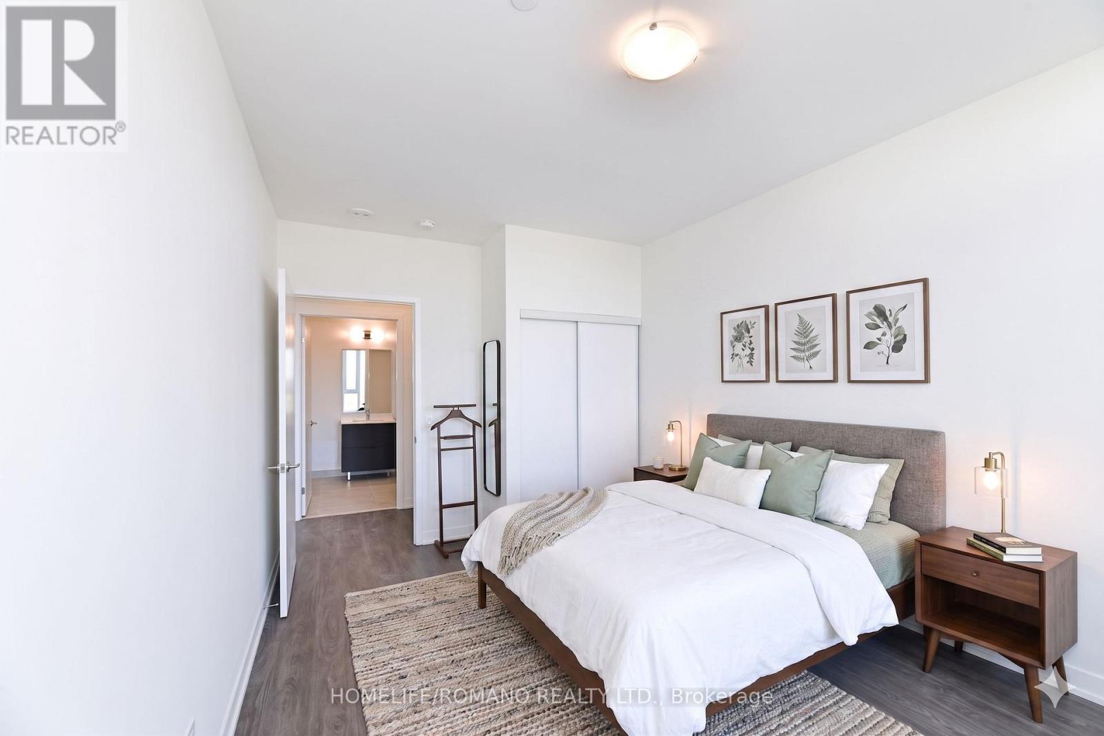 806 - 6 DAVID EYER ROAD, Richmond Hill, Ontario, L4S1M4 — Photo 9