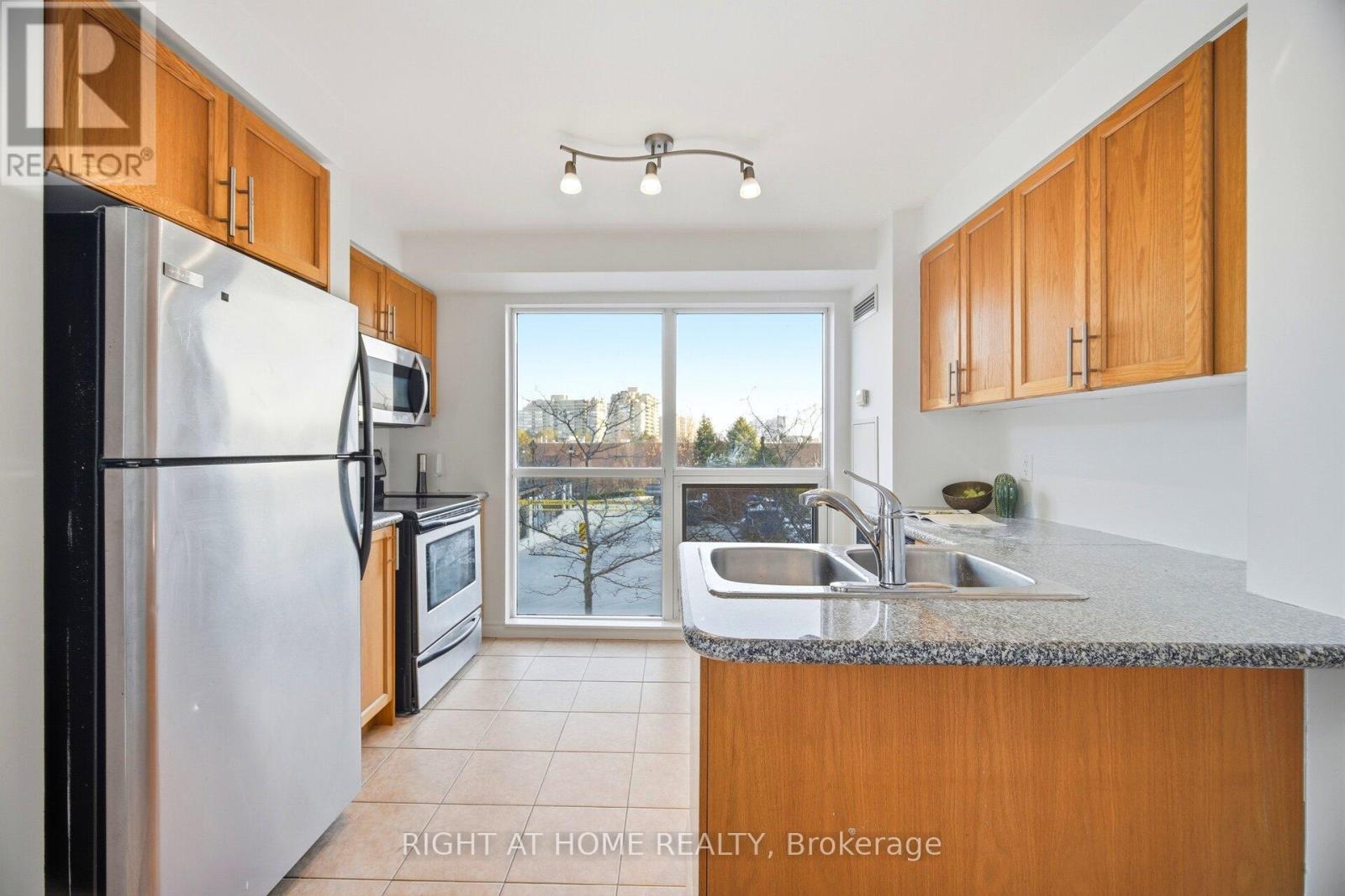 211 - 18 HARDING BOULEVARD, Richmond Hill (Harding), Ontario, L4C0T3 — Photo 17