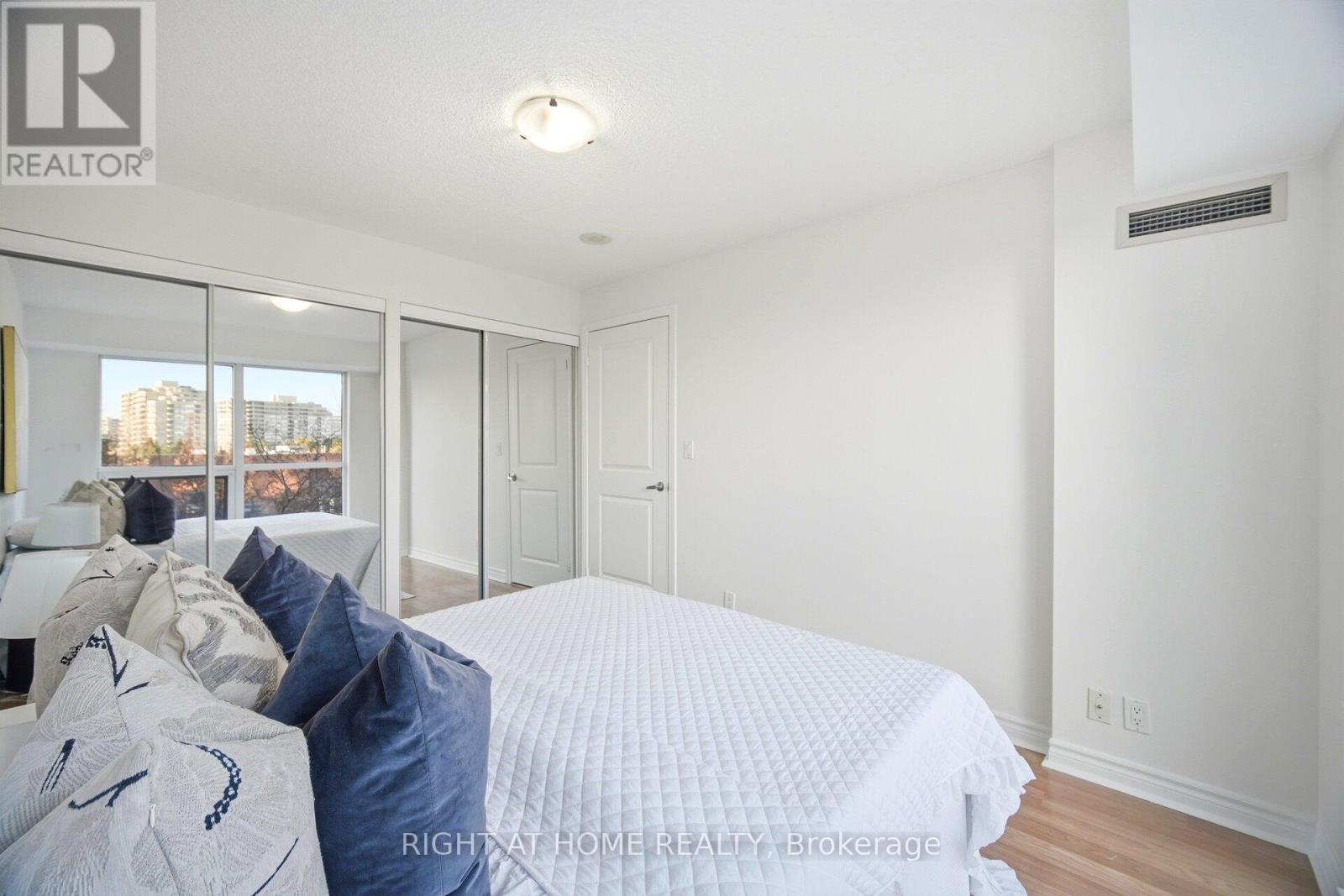 211 - 18 HARDING BOULEVARD, Richmond Hill (Harding), Ontario, L4C0T3 — Photo 25