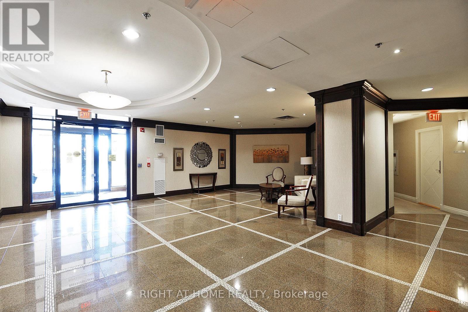 211 - 18 HARDING BOULEVARD, Richmond Hill (Harding), Ontario, L4C0T3 — Photo 7