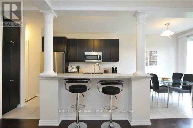 88 BUCKLE CRESCENT, Aurora, Ontario, L4G0T4 — Photo 4