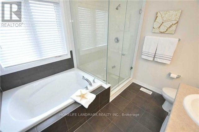 88 BUCKLE CRESCENT, Aurora, Ontario, L4G0T4 — Photo 5