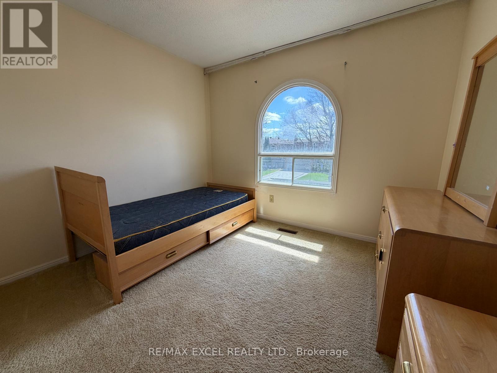 94 PEPPERELL CRESCENT, Markham (Milliken Mills West), Ontario, L3R3G8 — Photo 12