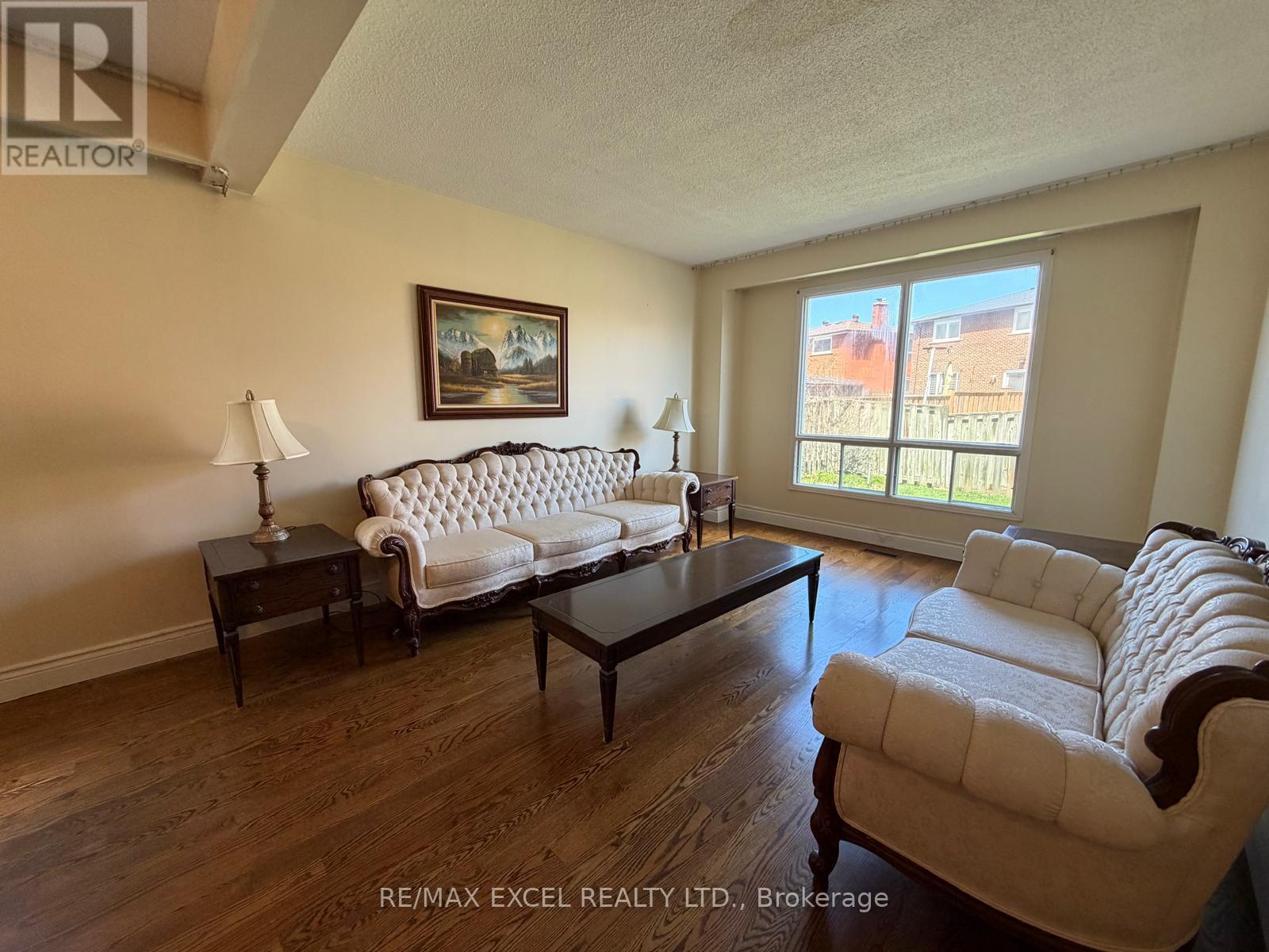 94 PEPPERELL CRESCENT, Markham (Milliken Mills West), Ontario, L3R3G8 — Photo 5