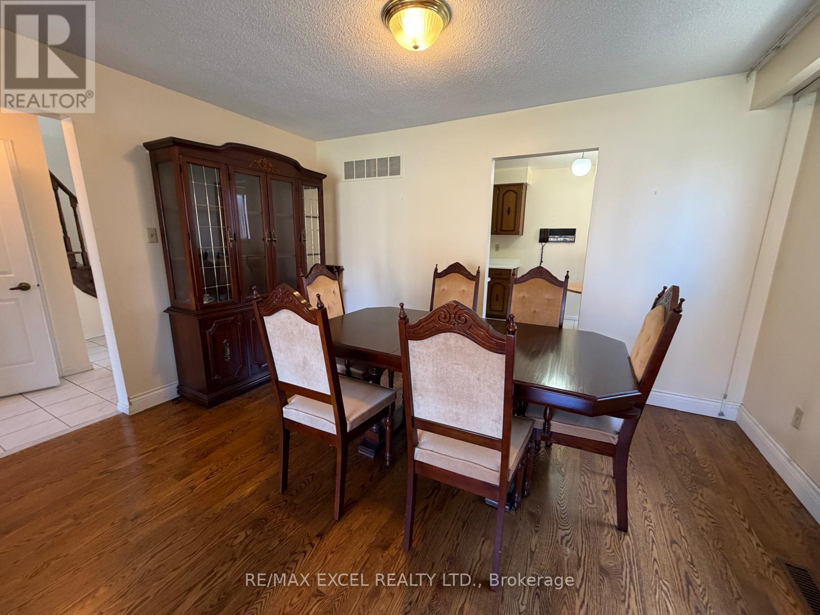 94 PEPPERELL CRESCENT, Markham (Milliken Mills West), Ontario, L3R3G8 — Photo 6