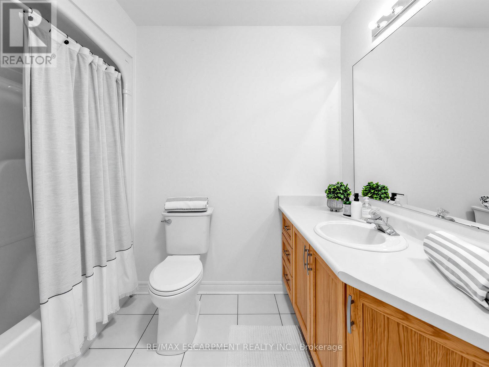 10 - 705 CUMBERLAND AVENUE, Burlington (Roseland), Ontario, L7N3W4 — Photo 23