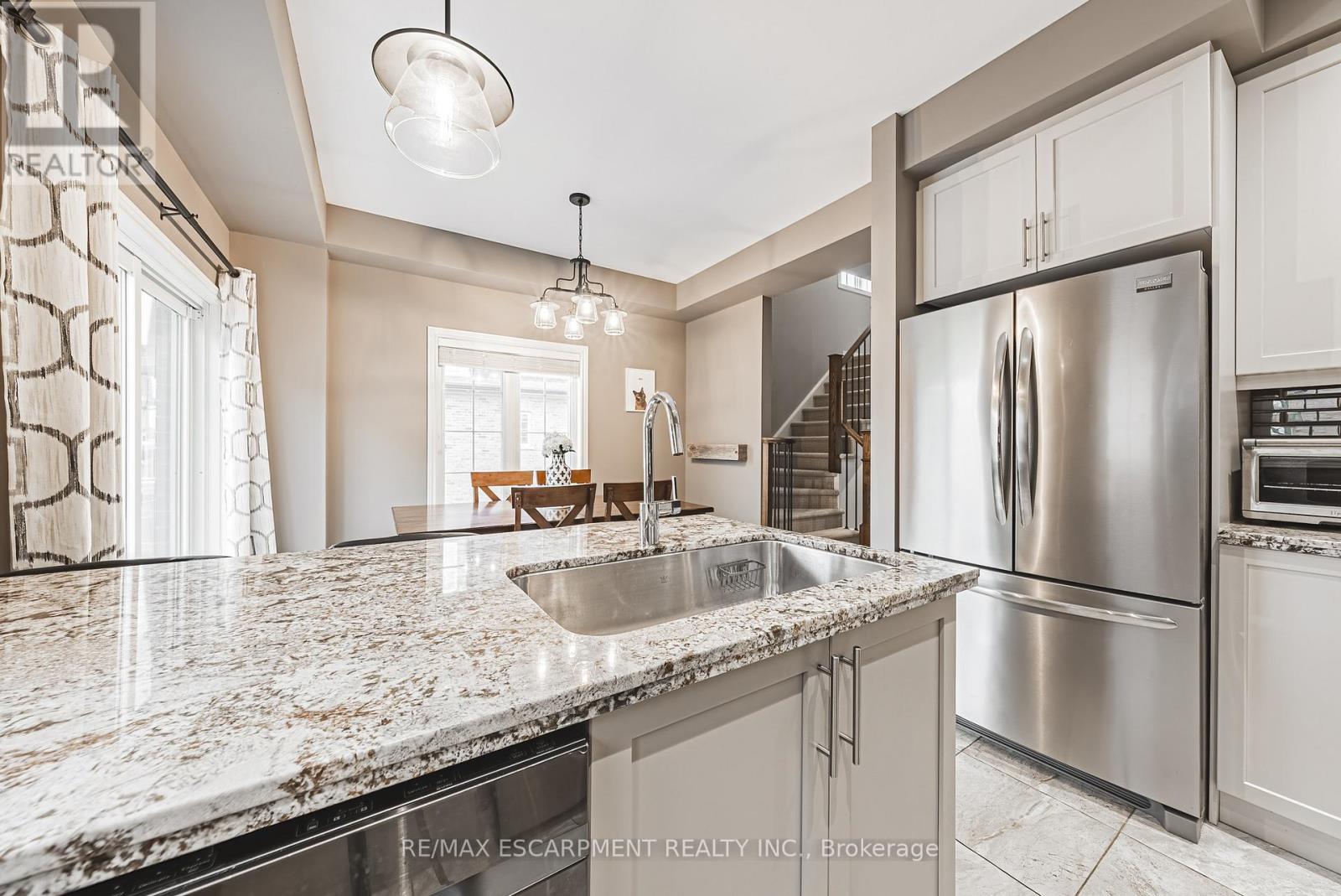 4 - 2220 QUEENSWAY DRIVE, Burlington (Freeman), Ontario, L7R0E7 — Photo 11