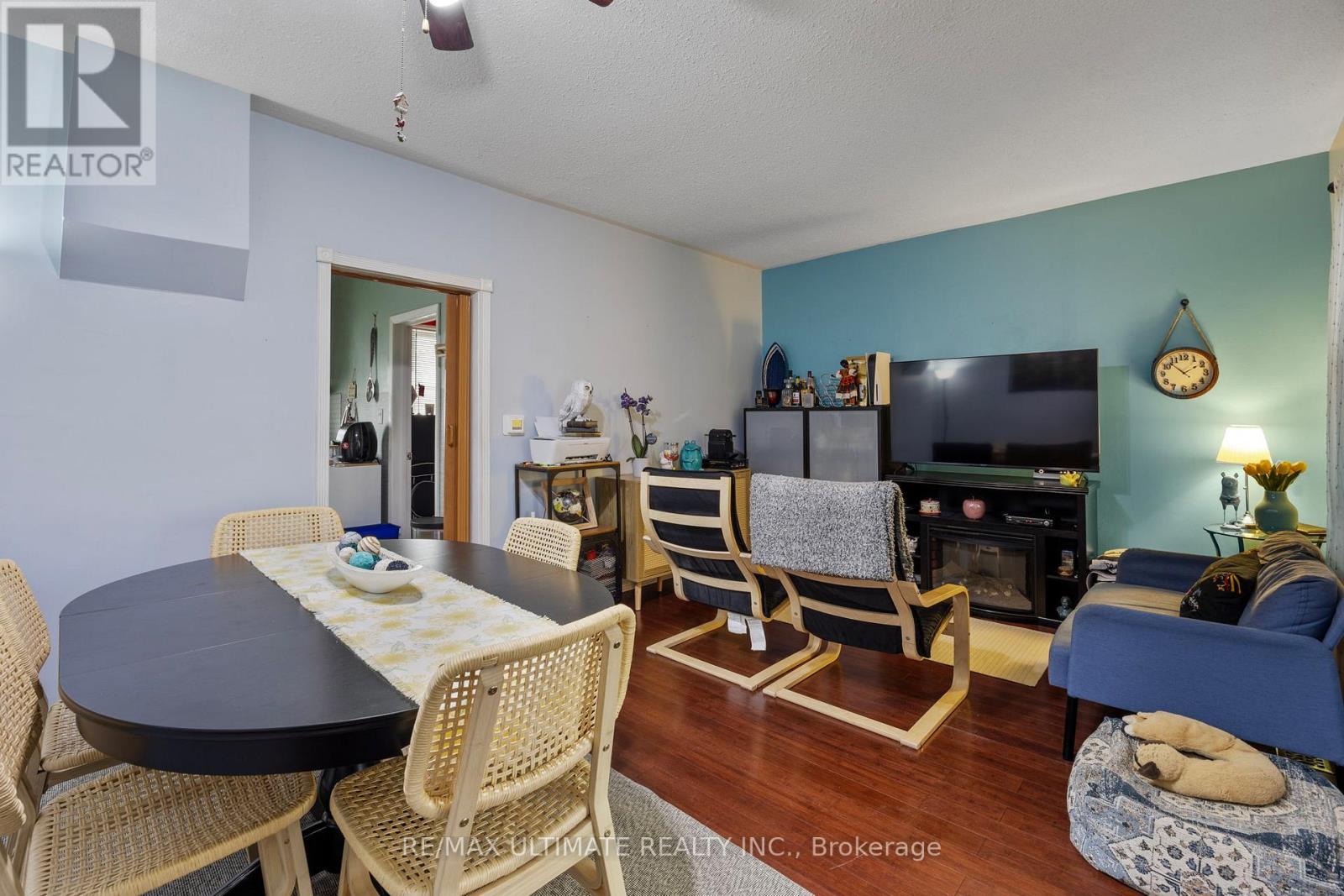 82 BEECHWOOD AVENUE, Toronto (Rockcliffe-Smythe), Ontario, M6N4T3 — Photo 7