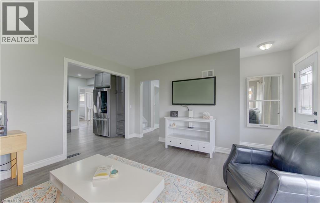 196 MYERS Road, Cambridge, Ontario, N1R7H1 — Photo 5