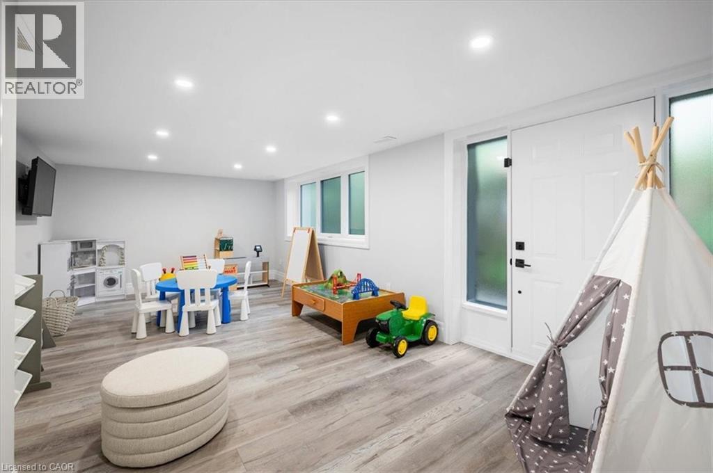 162 GREENBROOK Drive, Kitchener, Ontario, N2M4J7 — Photo 32