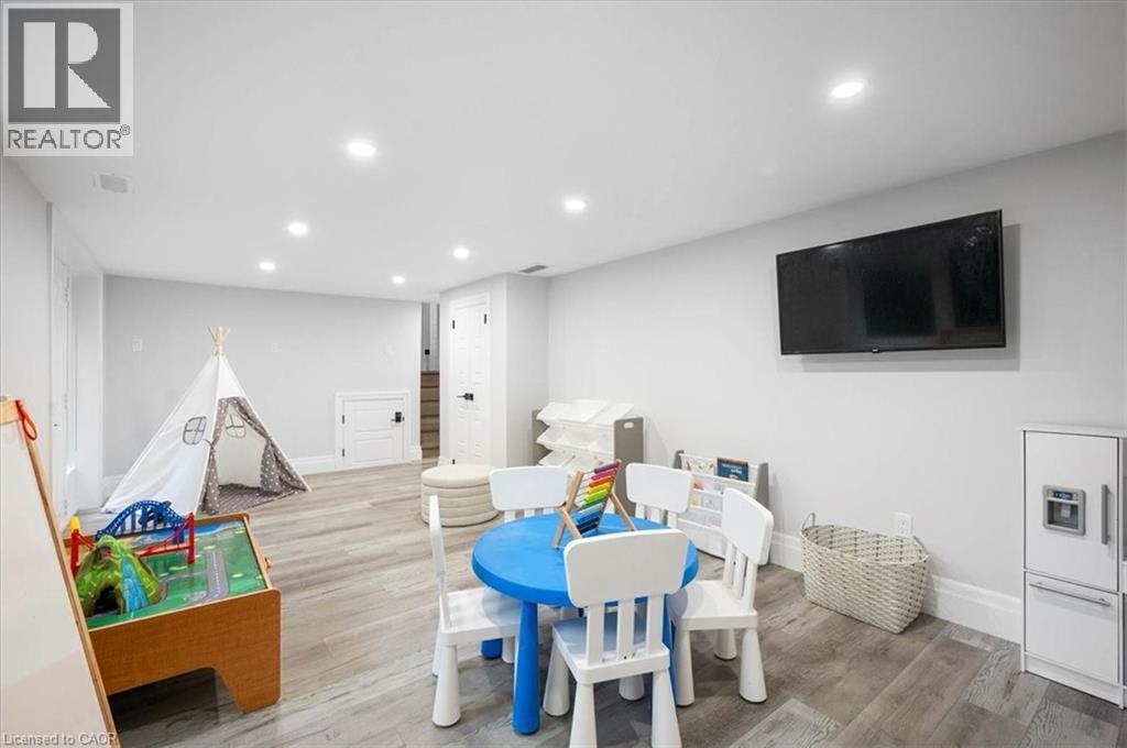 162 GREENBROOK Drive, Kitchener, Ontario, N2M4J7 — Photo 33