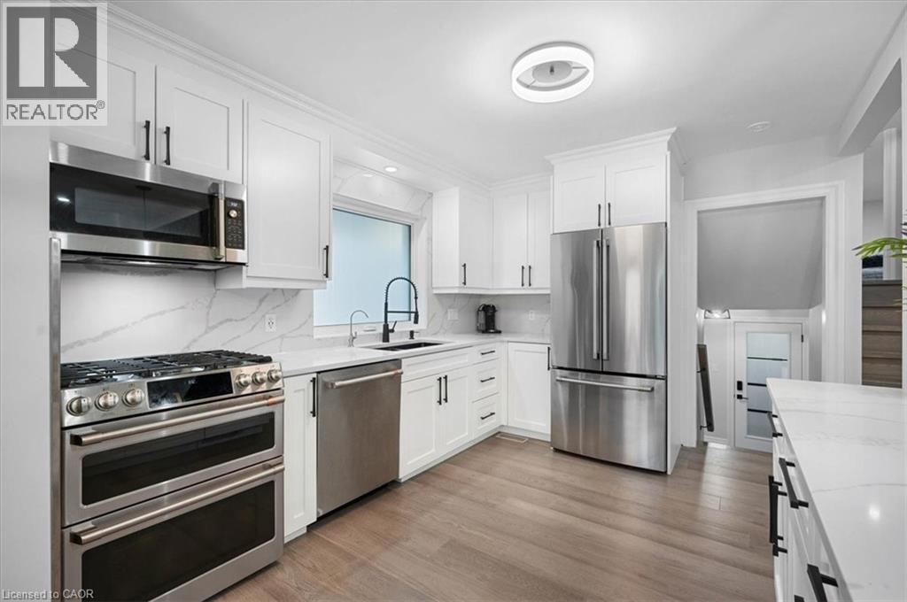 162 GREENBROOK Drive, Kitchener, Ontario, N2M4J7 — Photo 7