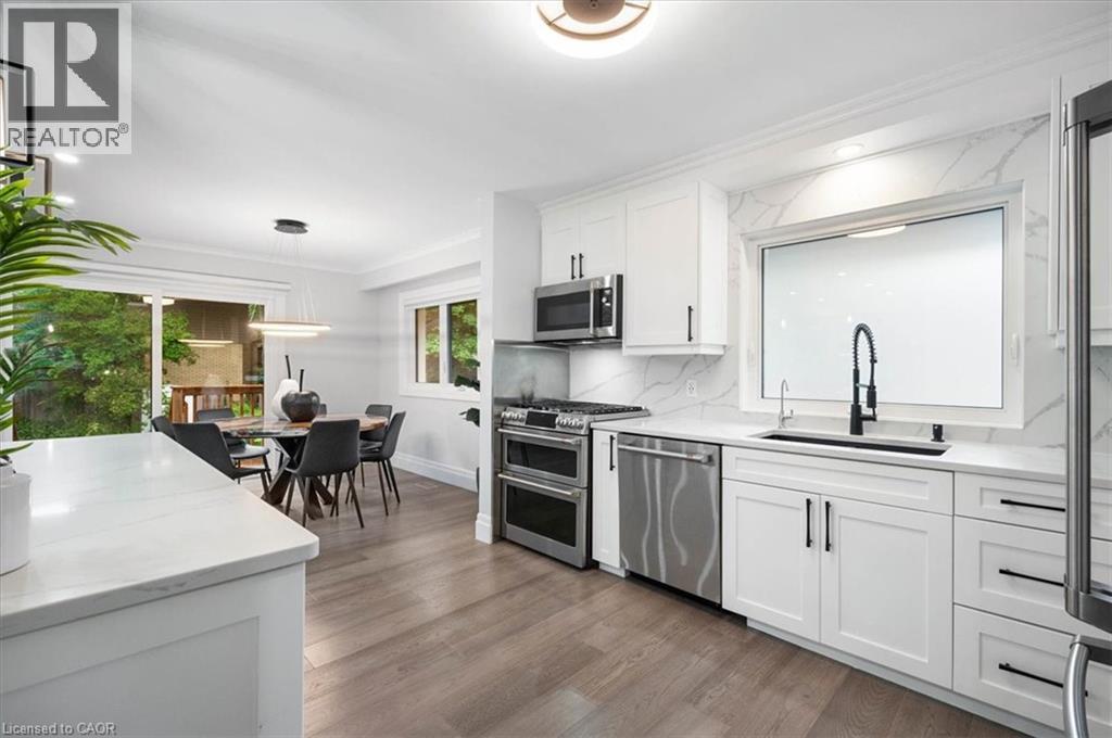 162 GREENBROOK Drive, Kitchener, Ontario, N2M4J7 — Photo 9