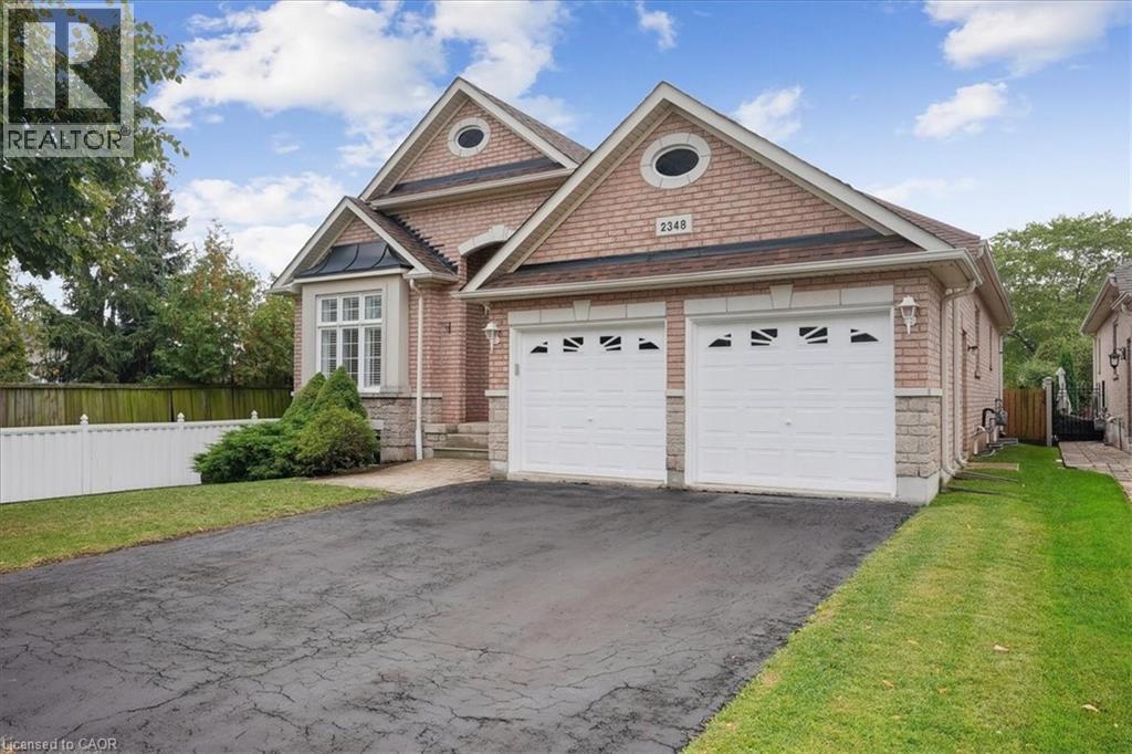 2348 TESLA Crescent, Oakville, Ontario, L6H7T5 — Photo 2