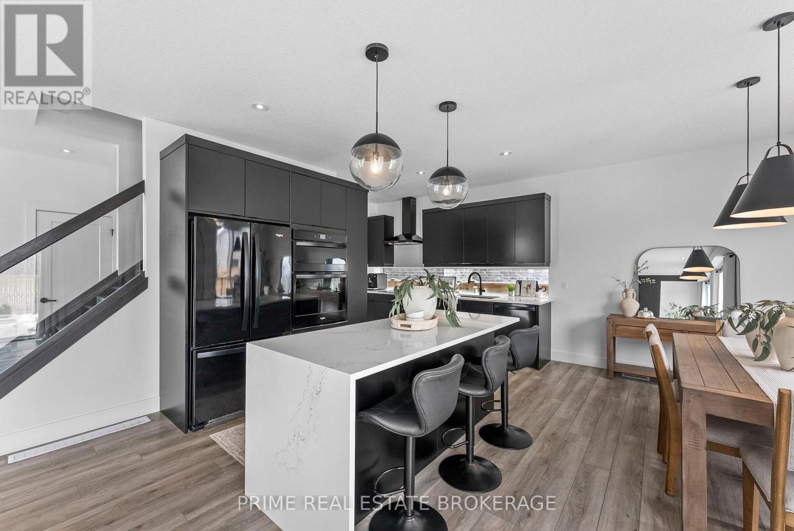 1577 APPLEROCK AVENUE, London North (North S), Ontario, N6G0X5 — Photo 11