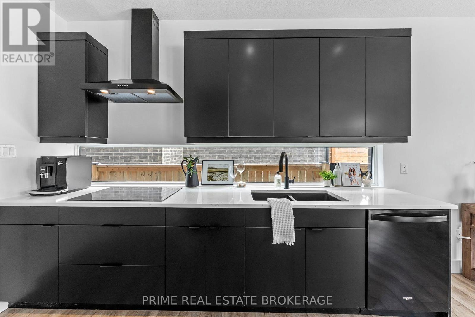 1577 APPLEROCK AVENUE, London North (North S), Ontario, N6G0X5 — Photo 13