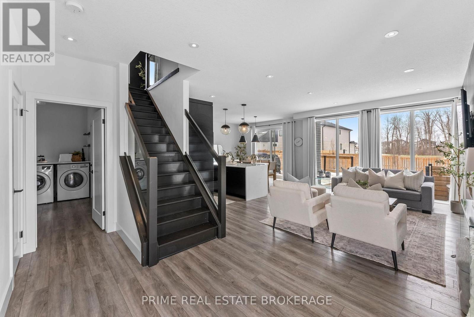 1577 APPLEROCK AVENUE, London North (North S), Ontario, N6G0X5 — Photo 4