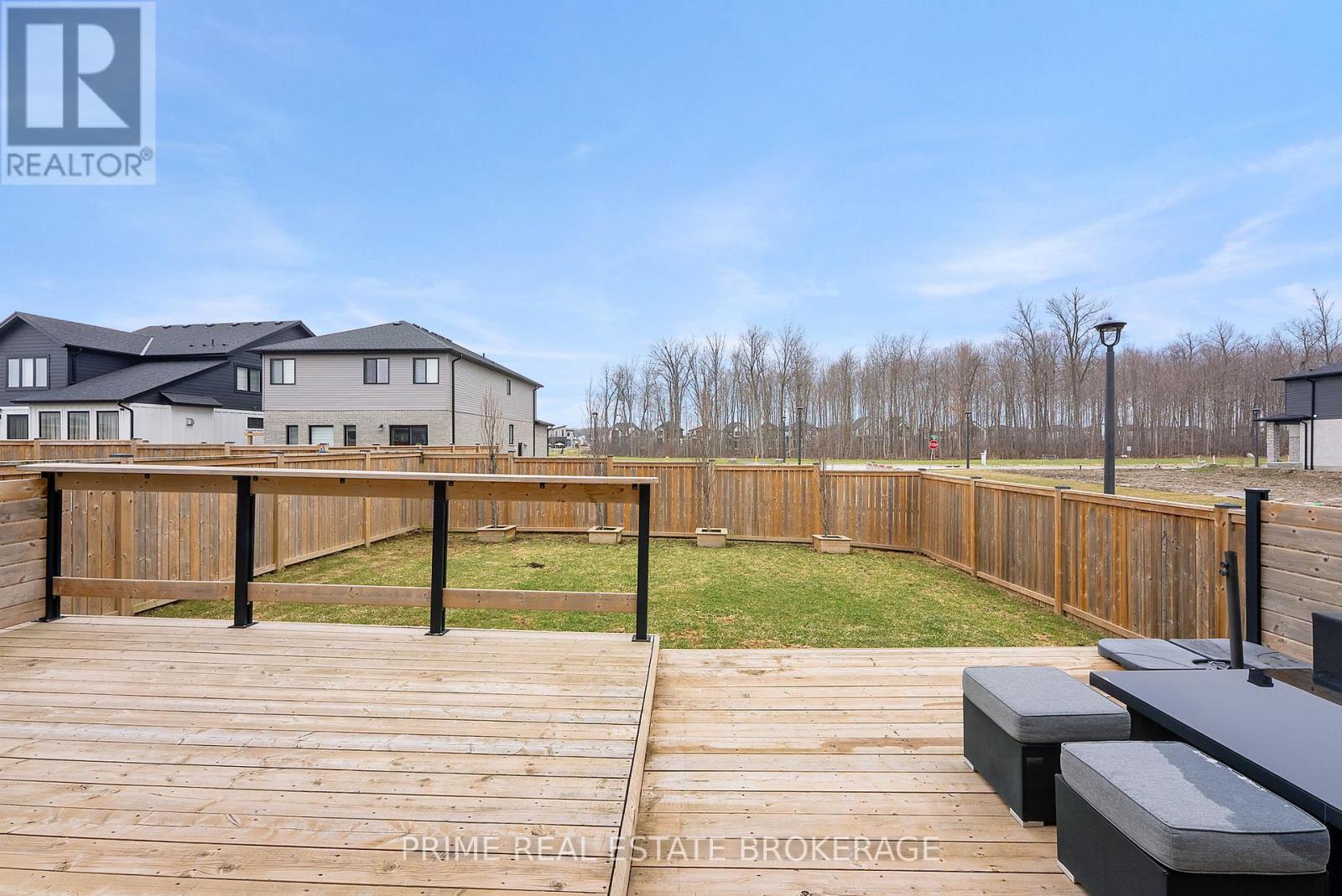 1577 APPLEROCK AVENUE, London North (North S), Ontario, N6G0X5 — Photo 42