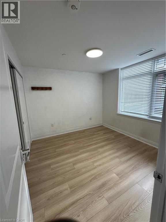 1 REDFERN Avenue Unit# 202, Hamilton, Ontario, L9C7S6 — Photo 13