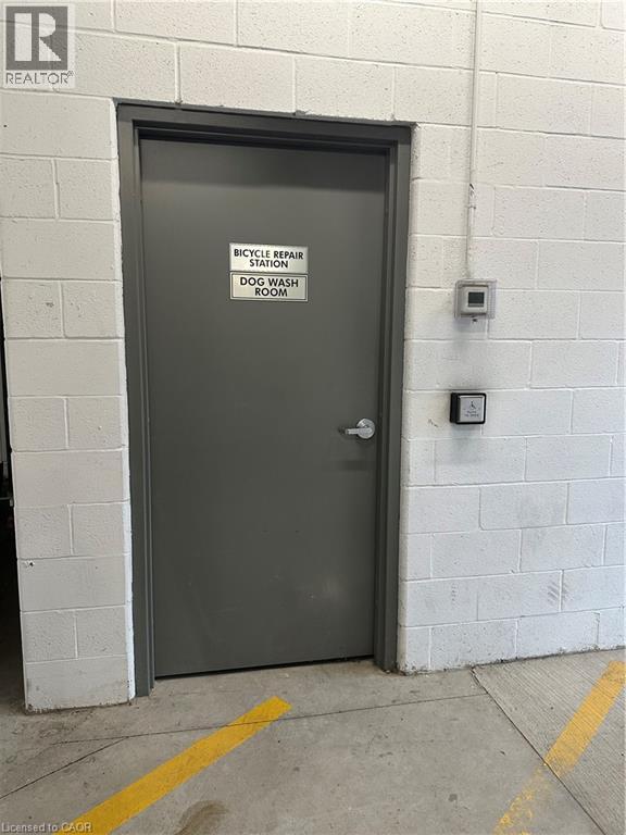 1 REDFERN Avenue Unit# 202, Hamilton, Ontario, L9C7S6 — Photo 31