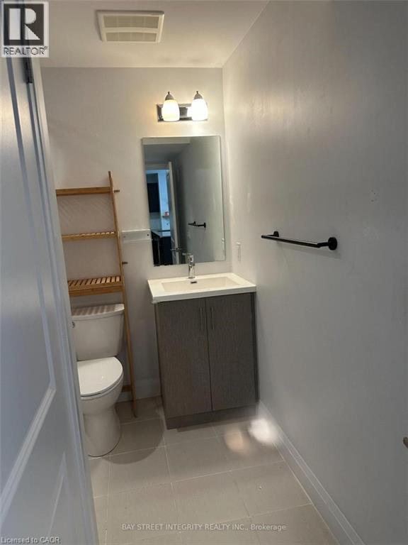 1 REDFERN Avenue Unit# 202, Hamilton, Ontario, L9C7S6 — Photo 9