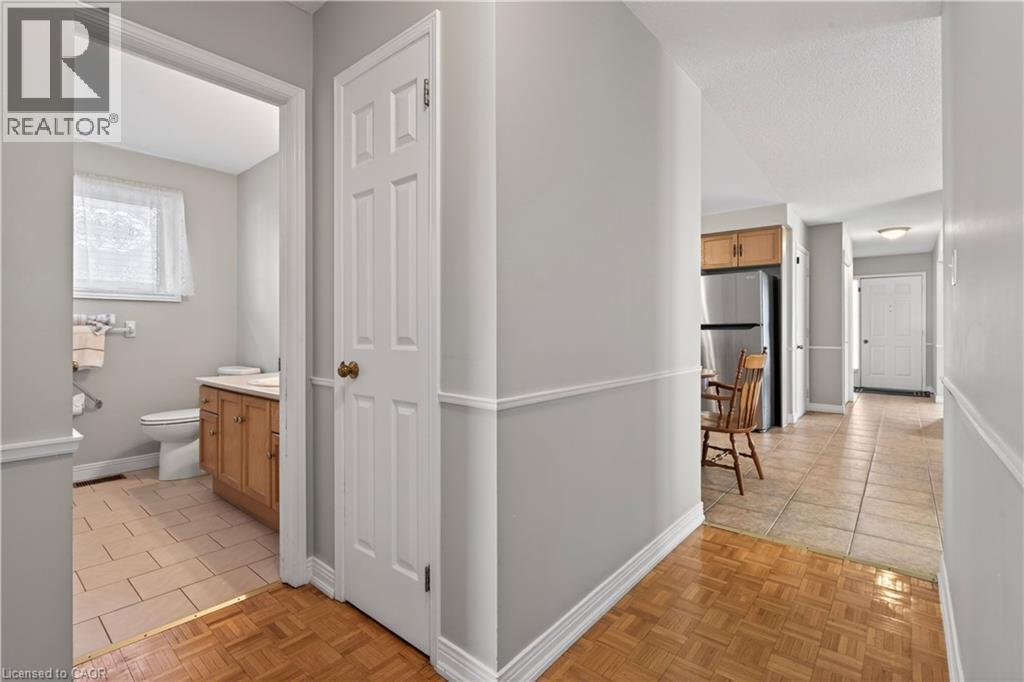 491 EAGLEWOOD Drive, Hamilton, Ontario, L8W3J2 — Photo 14