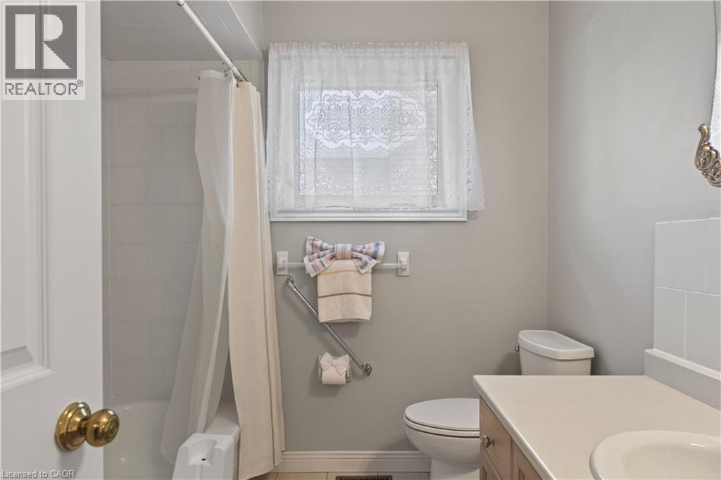 491 EAGLEWOOD Drive, Hamilton, Ontario, L8W3J2 — Photo 16