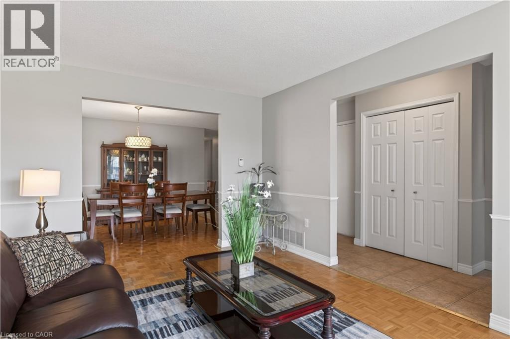 491 EAGLEWOOD Drive, Hamilton, Ontario, L8W3J2 — Photo 7