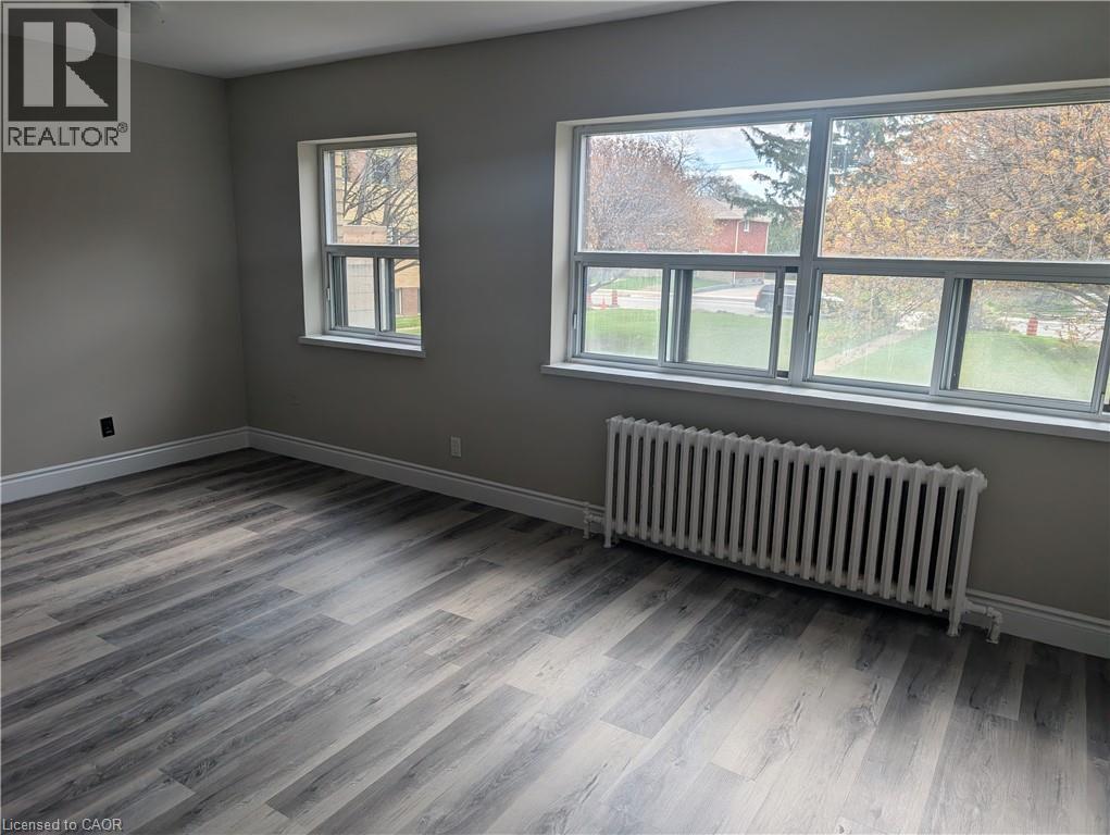 2043 PROSPECT Street Unit# 36, Burlington, Ontario, L7R1Z2 — Photo 2