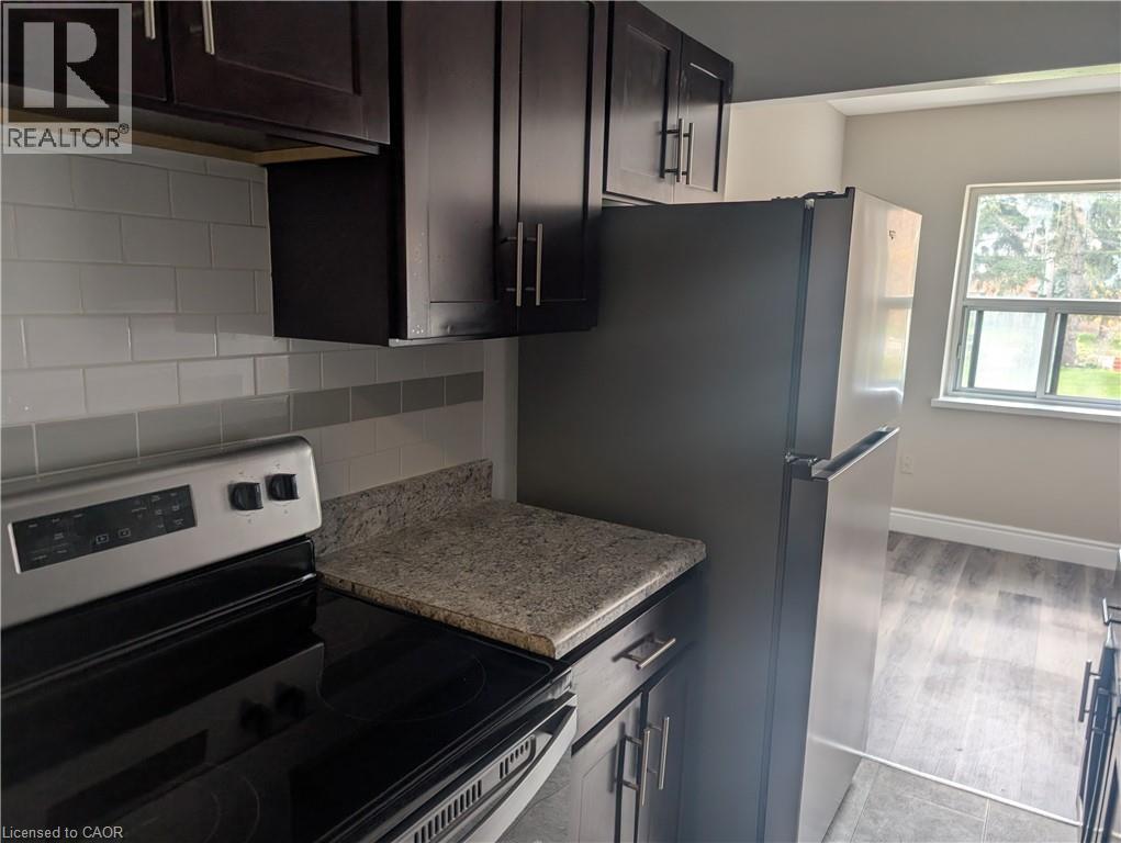 2043 PROSPECT Street Unit# 36, Burlington, Ontario, L7R1Z2 — Photo 5