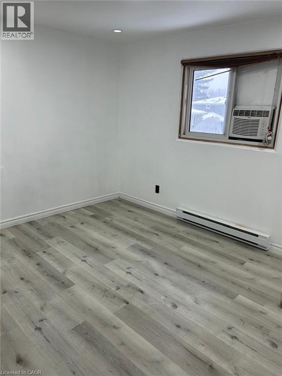 744 PARKVIEW Crescent, Cambridge, Ontario, N3H4X8 — Photo 14