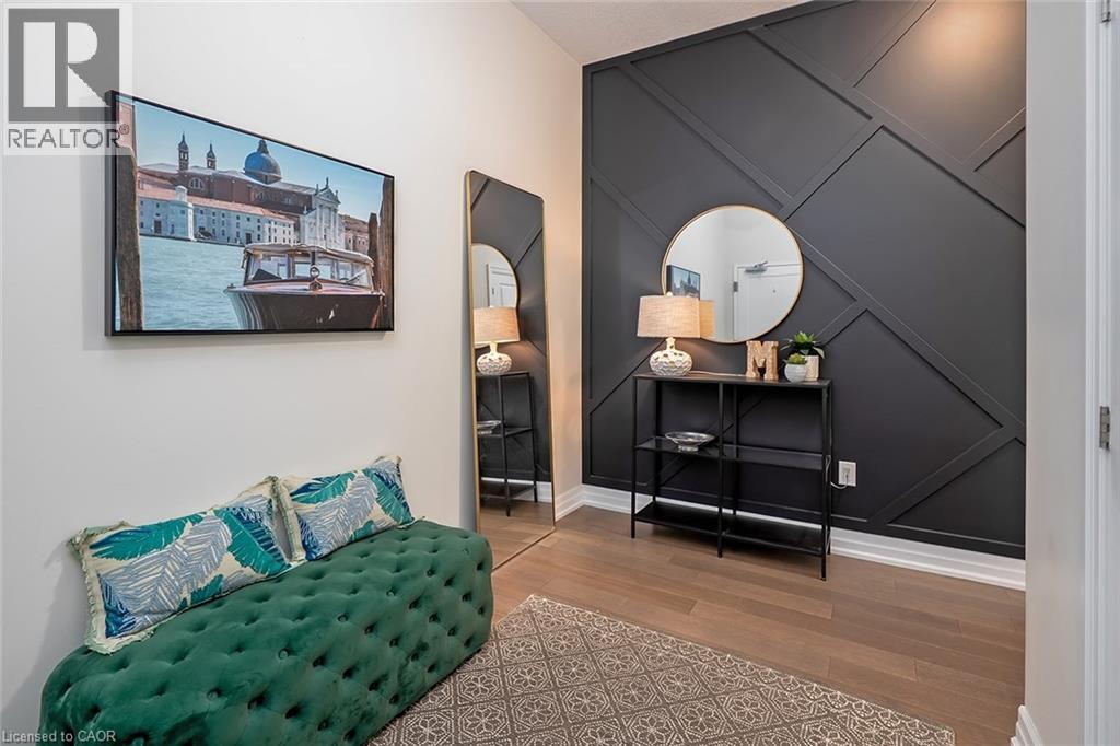 1878 GORDON Street Unit# 202, Guelph, Ontario, N1L0P4 — Photo 2