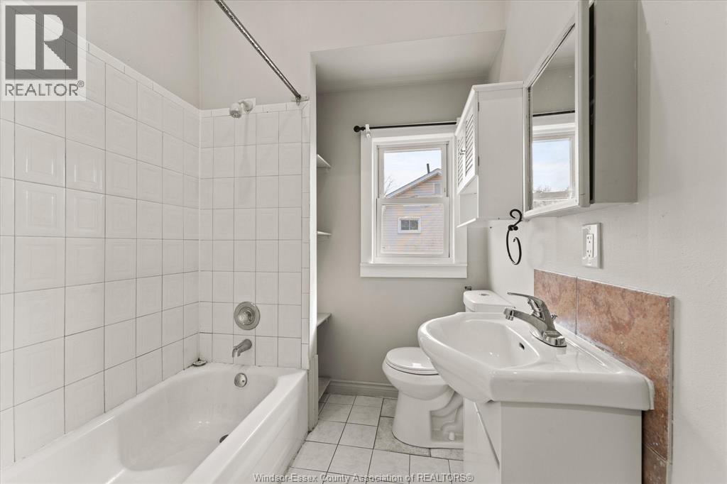 4014 HOWARD AVENUE, Windsor, Ontario, N9G1N9 — Photo 20
