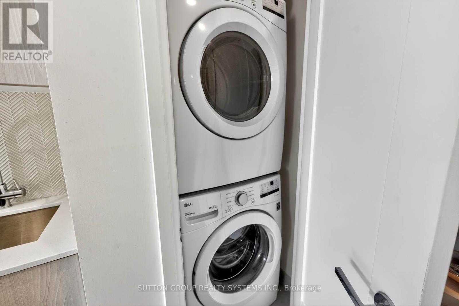 316 - 293 THE KINGSWAY, Toronto (Edenbridge-Humber Valley), Ontario, M9A0E8 — Photo 29