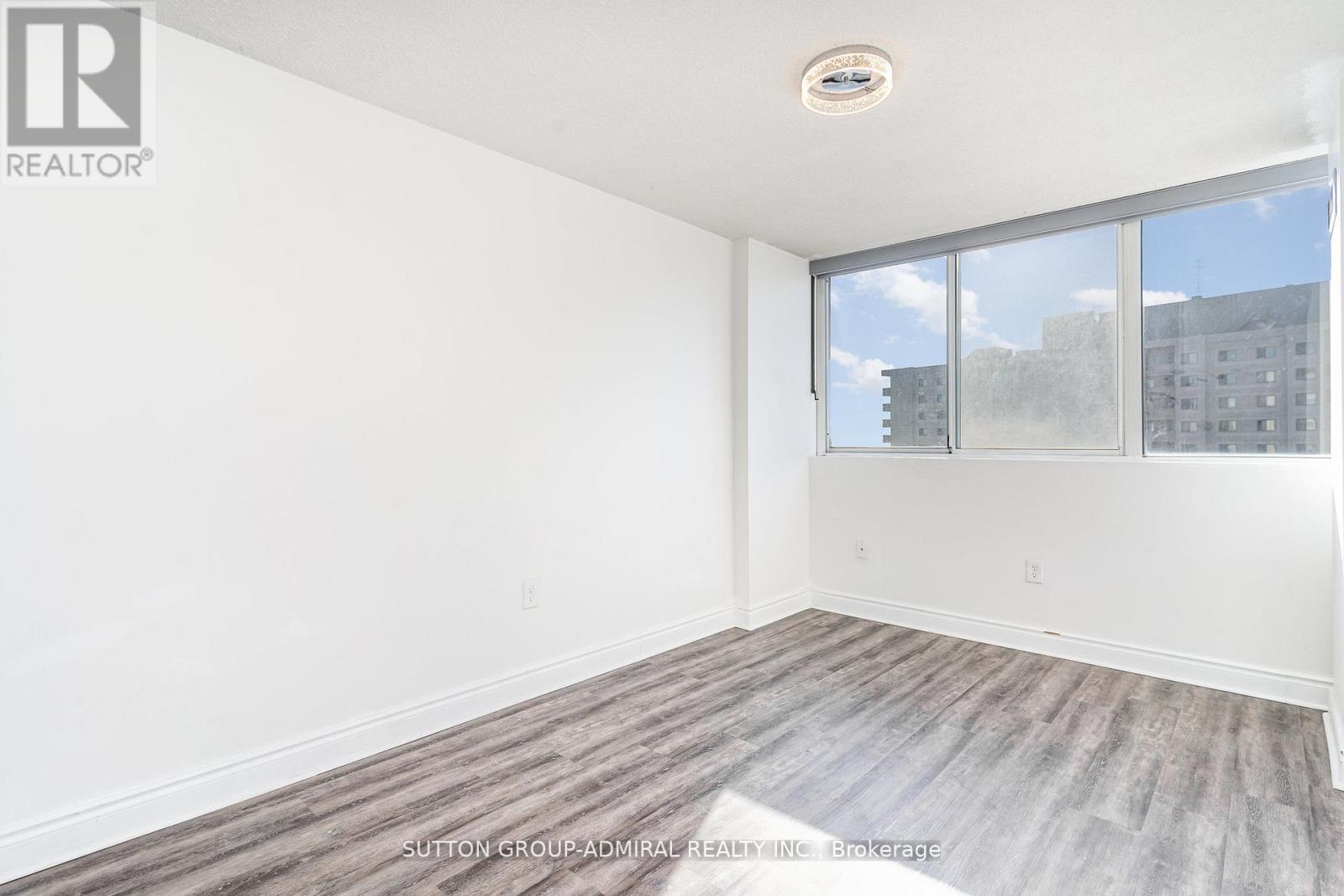 1611 - 3590 KANEFF CRESCENT, Mississauga (Mississauga Valleys), Ontario, L5A3X3 — Photo 8