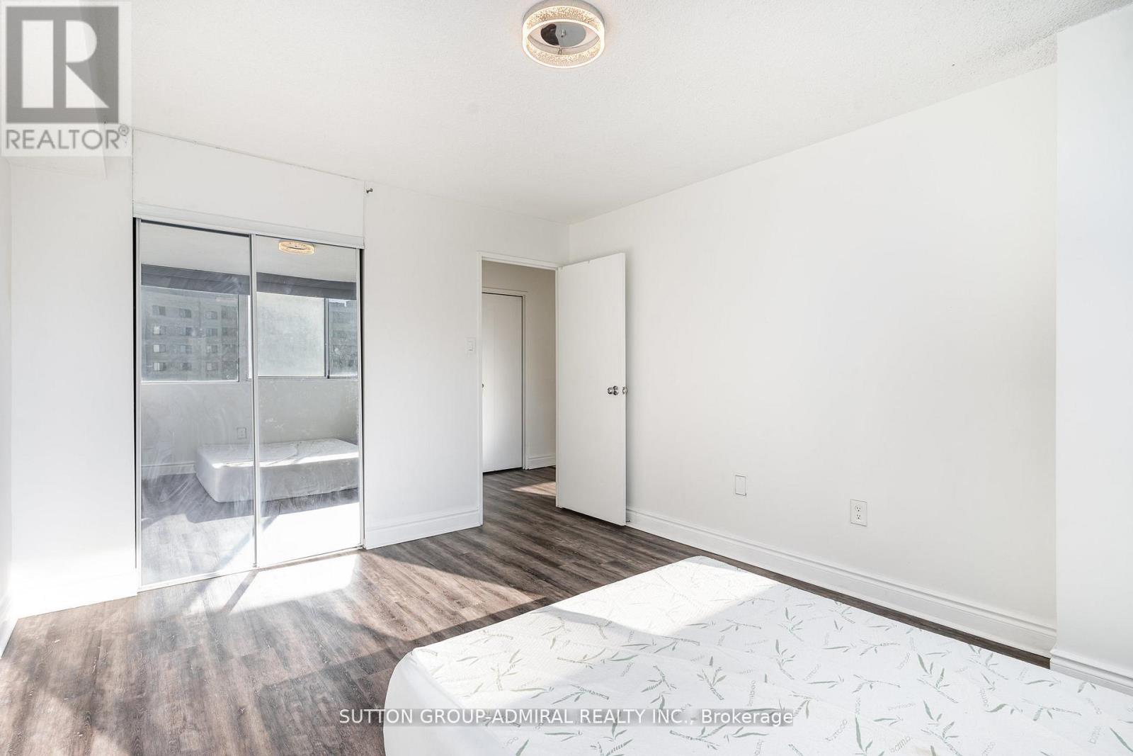 1611 - 3590 KANEFF CRESCENT, Mississauga (Mississauga Valleys), Ontario, L5A3X3 — Photo 9