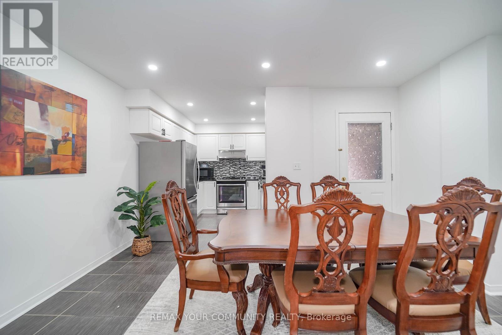 10 TED WRAY CIRCLE, Toronto (Downsview-Roding-CFB), Ontario, M3L0G7 — Photo 10